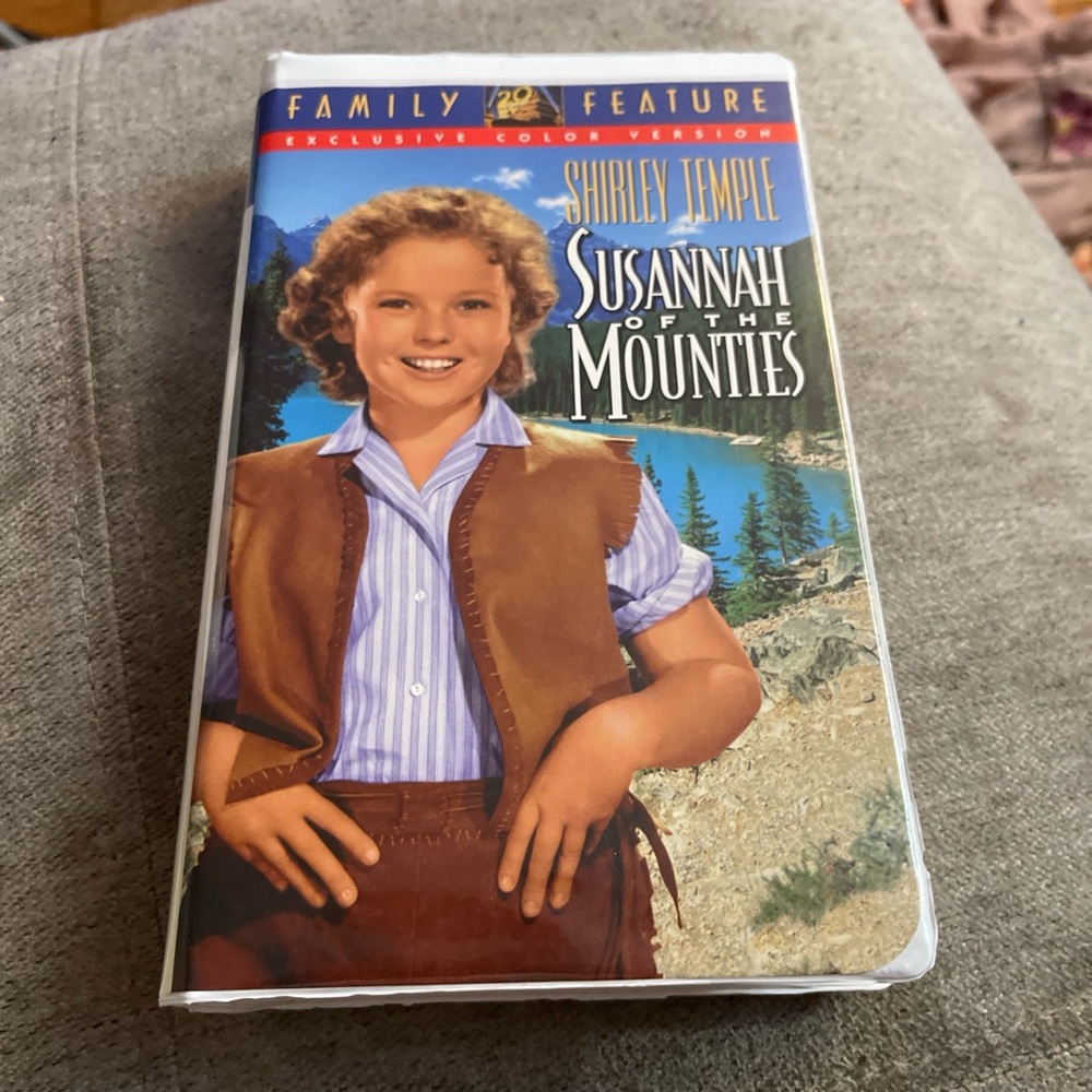 Susannah of the Mounties VHS